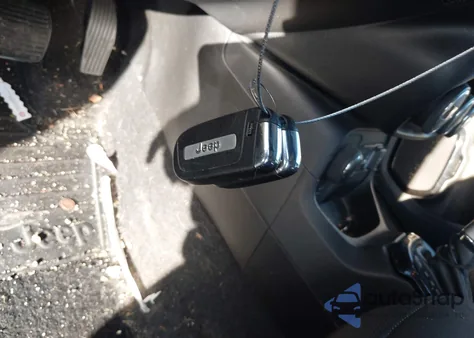 2017 Jeep Renegade Altitude 4X4 z USA, uszkodzony, nr VIN ZACCJBBB0HPG34757